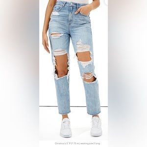 AE Ripped highest waist mom jean